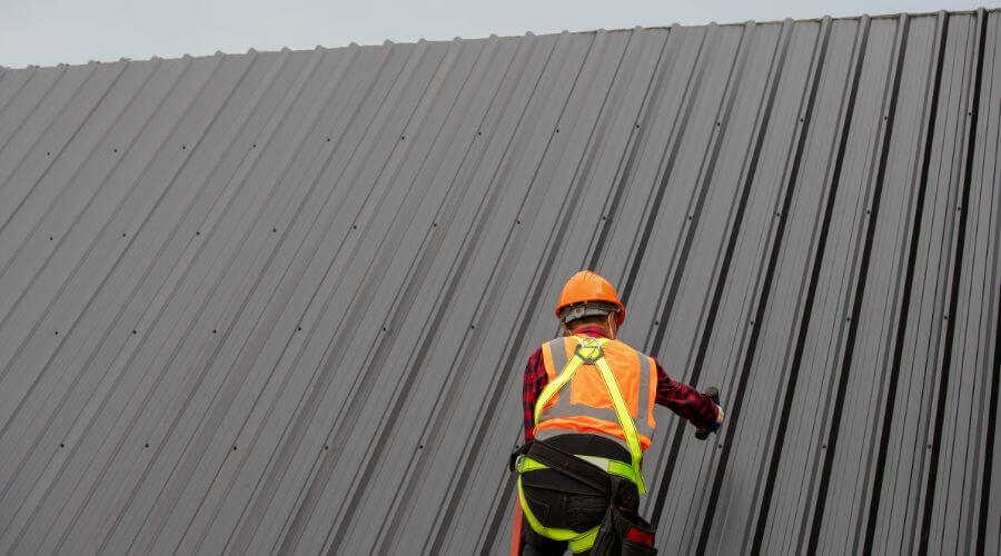 Professional gutter cleaning in Seneca Falls, NY